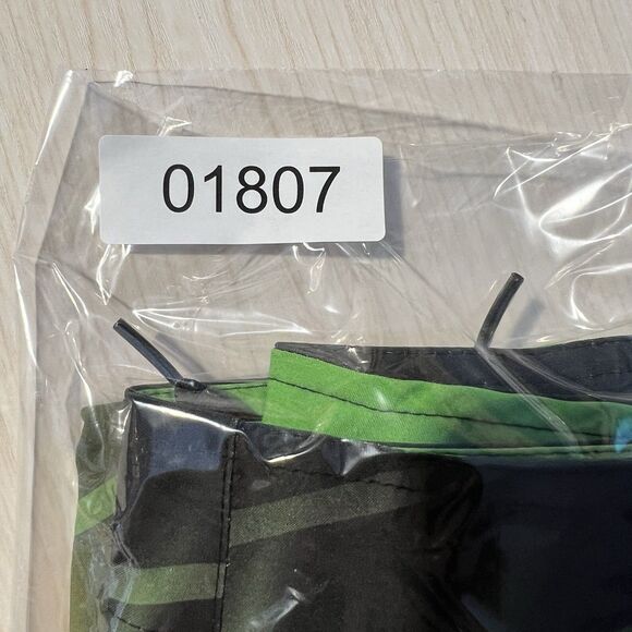 Mens Hang Ten Neon Green Black Swim Trunks 36 Pockets Beach Vacation Cruise - Picture 10 of 10